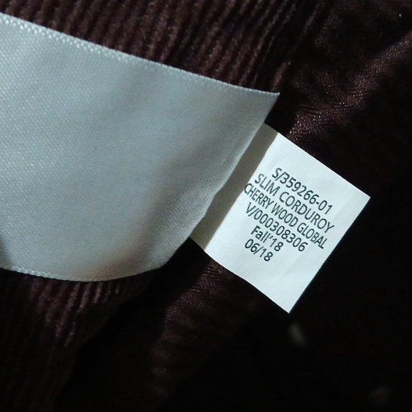 Banana Republic Men's Corduroy Pants - Deep Burgundy. Sz.34 X32 Slim. NWT - Picture 15 of 16